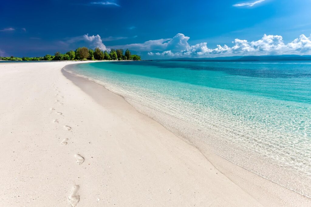 beach, sea, footprints, sand, sandy beach, seashore, shore, coast, coastline, nature, shoreline, tropical island, landscape, tropical, white sand beach, travel, indonesia